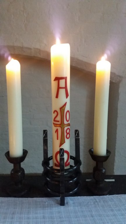 _05_neuer_osterkerzenstnder.jpg